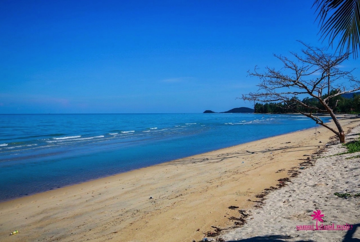 Lipa Noi Beachfront Villa, Beach