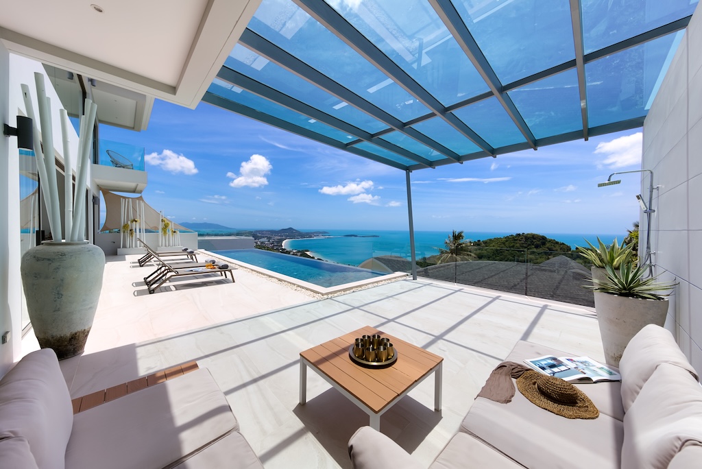 Longterm Villa Rental In Chaweng Noi Covered terrace