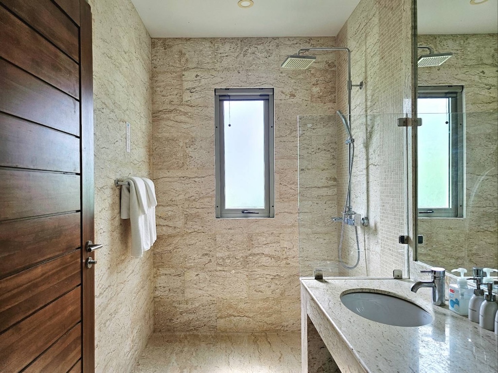 Longterm Villa Rental In Koh Samui Bathroom