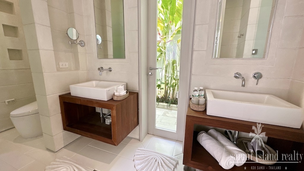 Luxury Beachfront Property Koh Samui Bathroom
