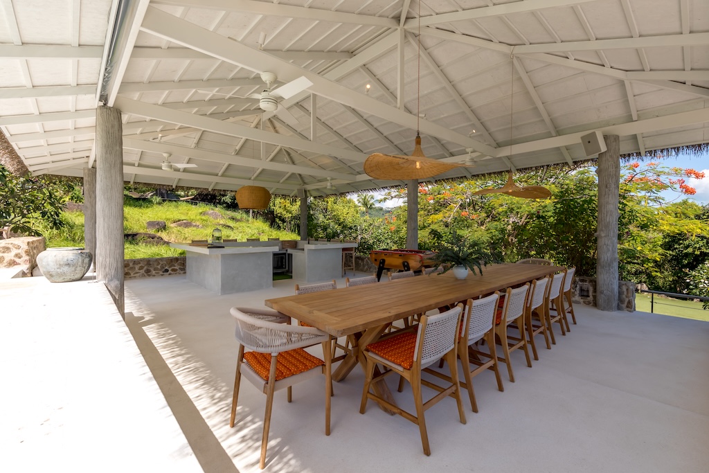 Luxury Koh Samui Property In Chaweng Noi Outdoor Dining
