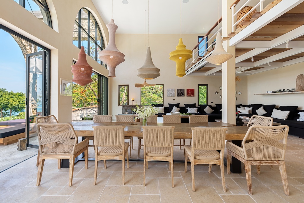 Luxury Koh Samui Property In Chaweng Noi Dining