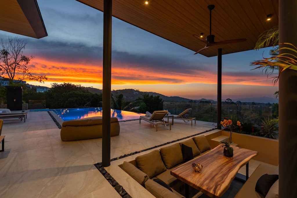 Luxury Property In Bophut Koh Samui Exterior At Night