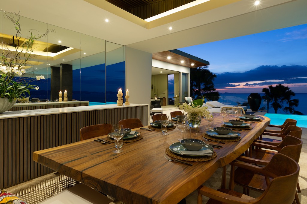 Luxury Property In Koh Samui Dining Area