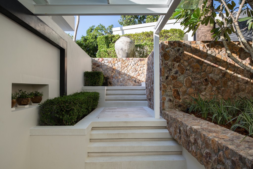 Luxury Property In Koh Samui Walk Way