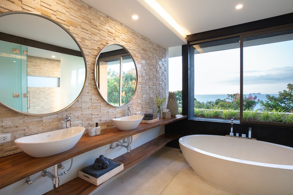 Luxury Property In Koh Samui Bathroom