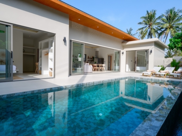 Maenam 3-Bed Pool Villa Exterior