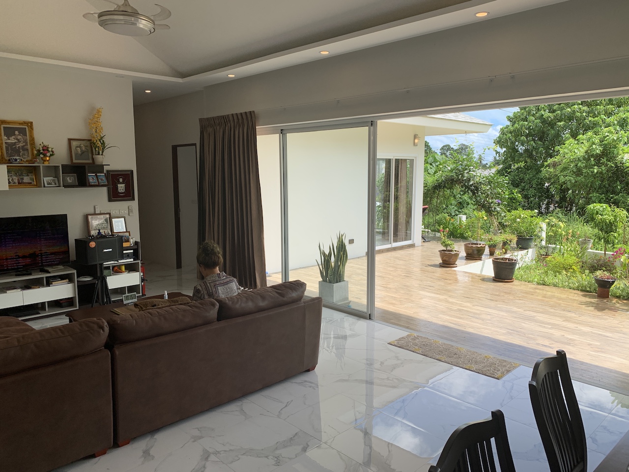 Maenam Garden Villa Maenam Garden Villa Glass Doors