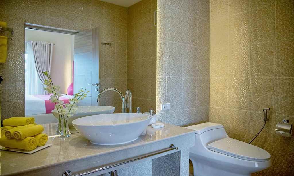 Maenam Property Koh Samui Bathroom
