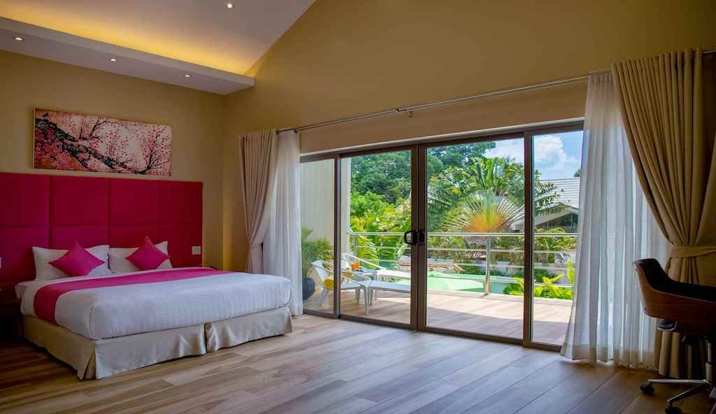 Maenam Property Koh Samui Bedroom