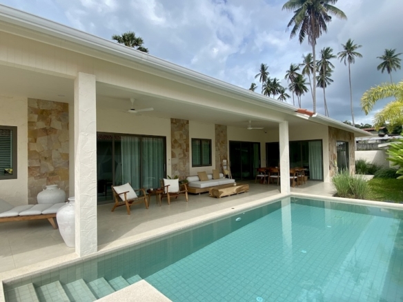 Maenam Two-Bed Villa Pool