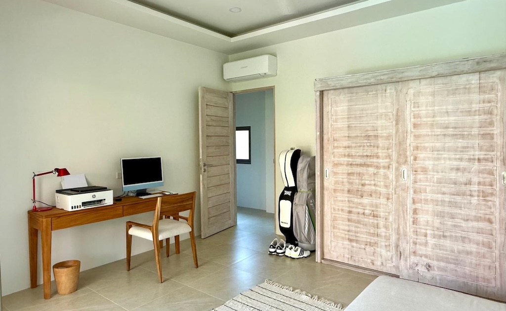 Maenam Two-Bed Villa Guest Room
