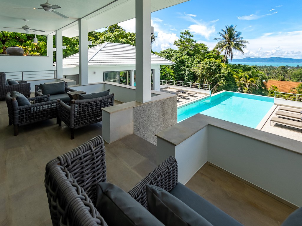Maenam Villa Koh Samui Balcony