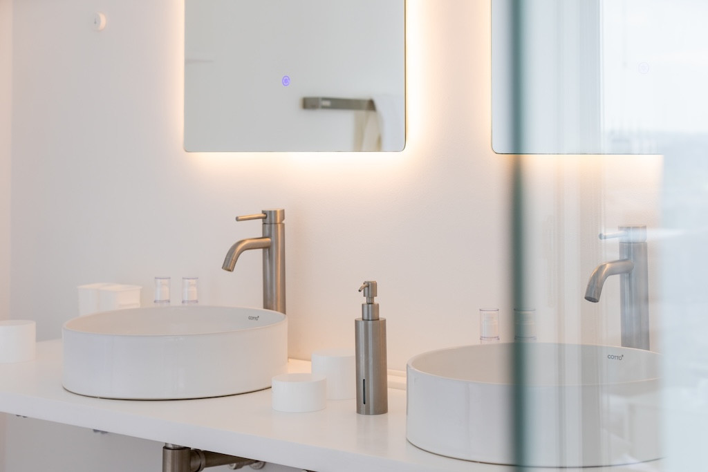 Modern Chaweng Noi Sea View Villa Bathroom