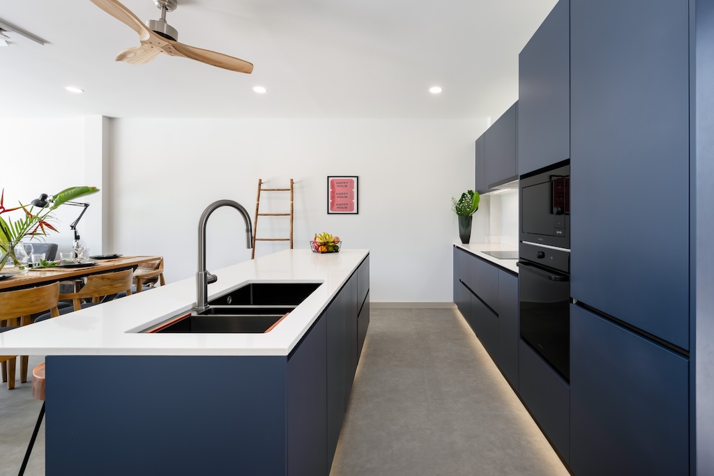 Modern Koh Samui Houses Kitchen