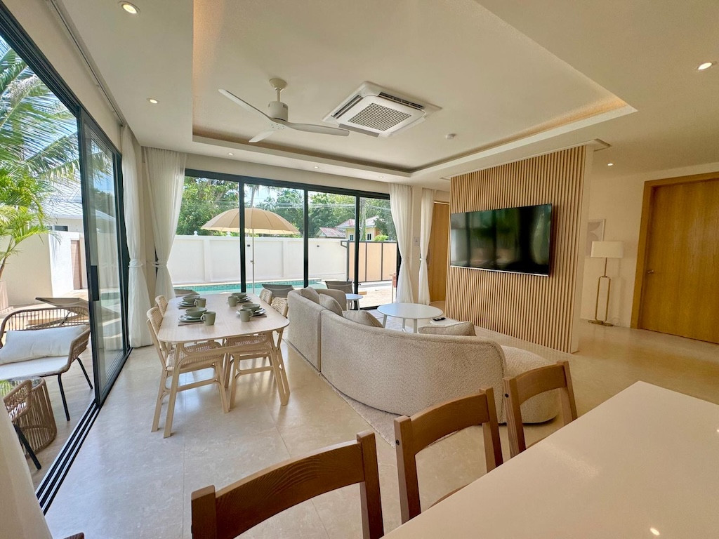 Modern Koh Samui Villa Lounge