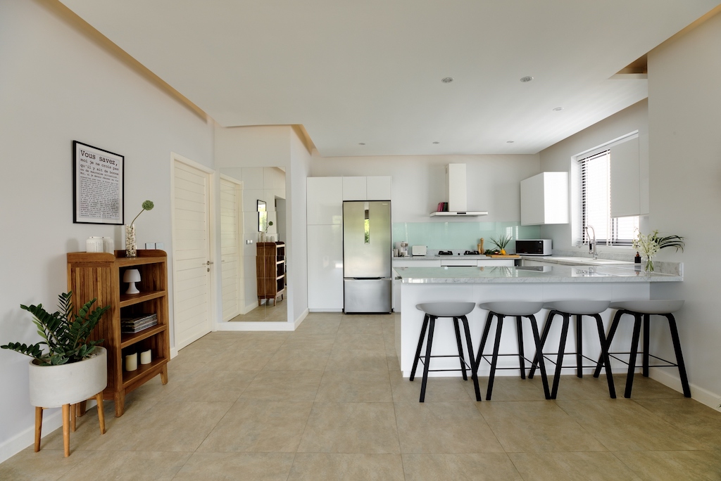 Breakfast Bar
