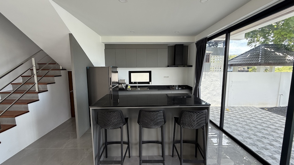 Newly Completed Bangrak Property For Sale Breakfast bar
