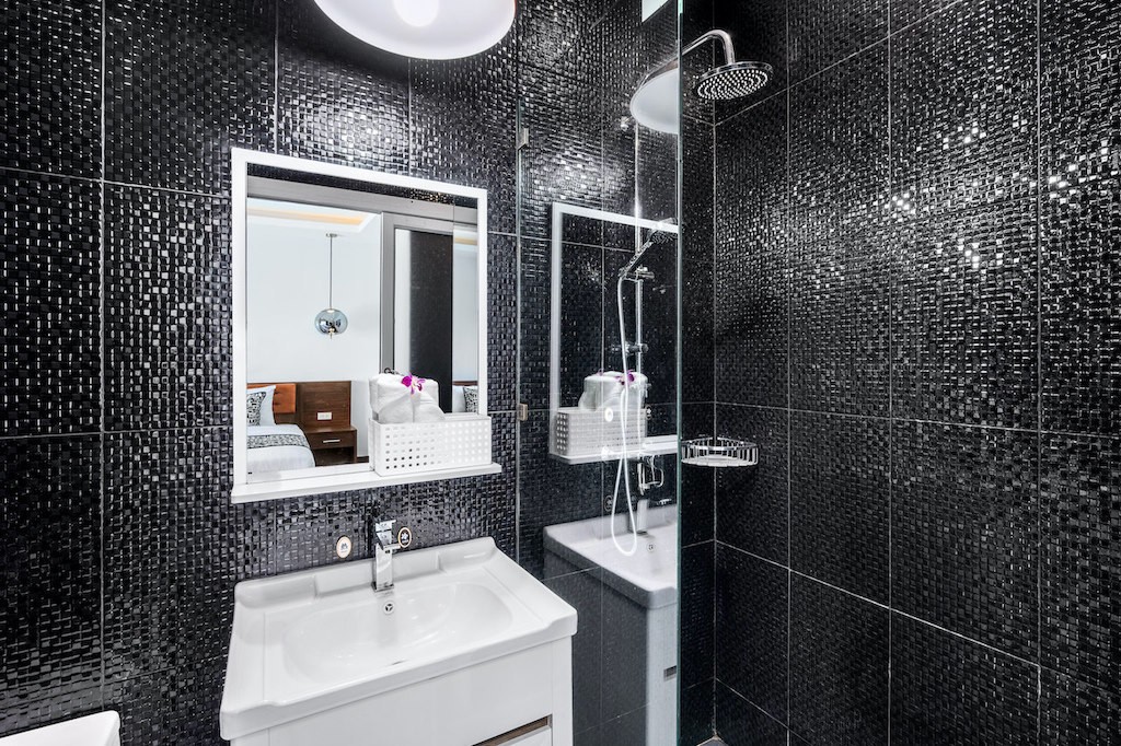 Ocean View Koh Samui Property Shower