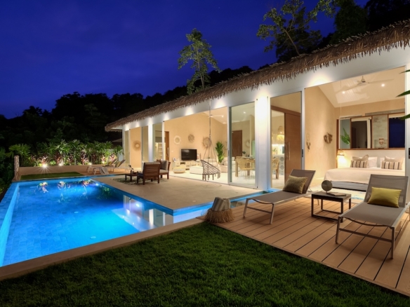 Villa Boho At Night