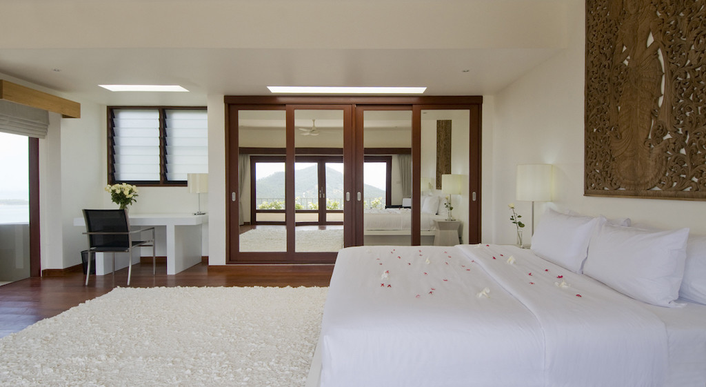 Panorama Summit Bedroom