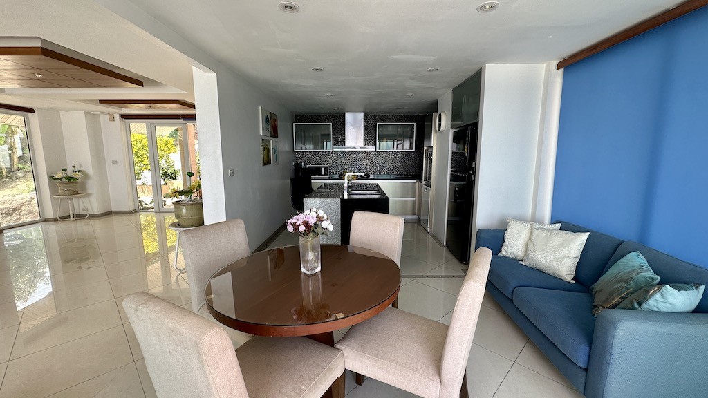 Property For Sale In Chaweng Noi Dining