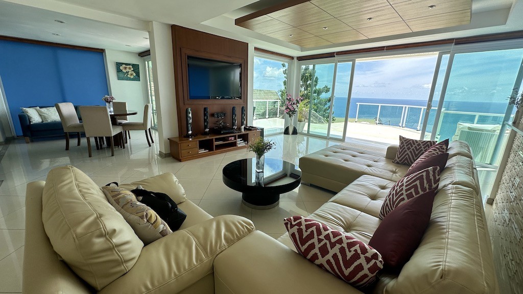 Property For Sale In Chaweng Noi Living Area