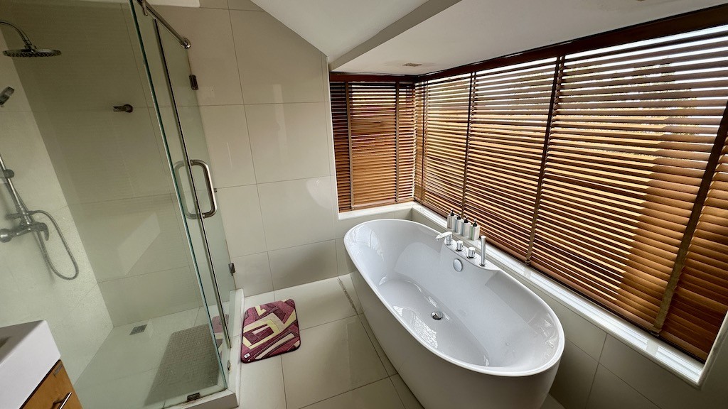 Property For Sale In Chaweng Noi Bathtub