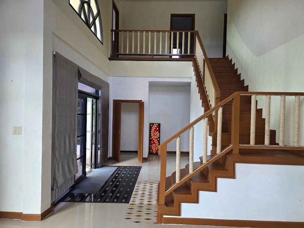 Property For Sale In Lamai Koh Samui Stairs