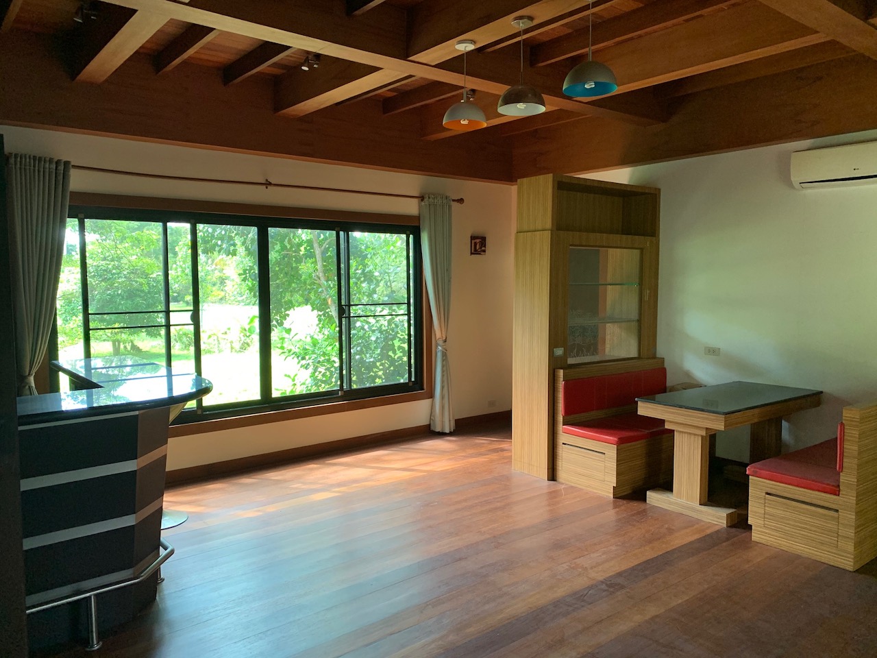 Property & Land For Sale Property Kitchen & Dining Area