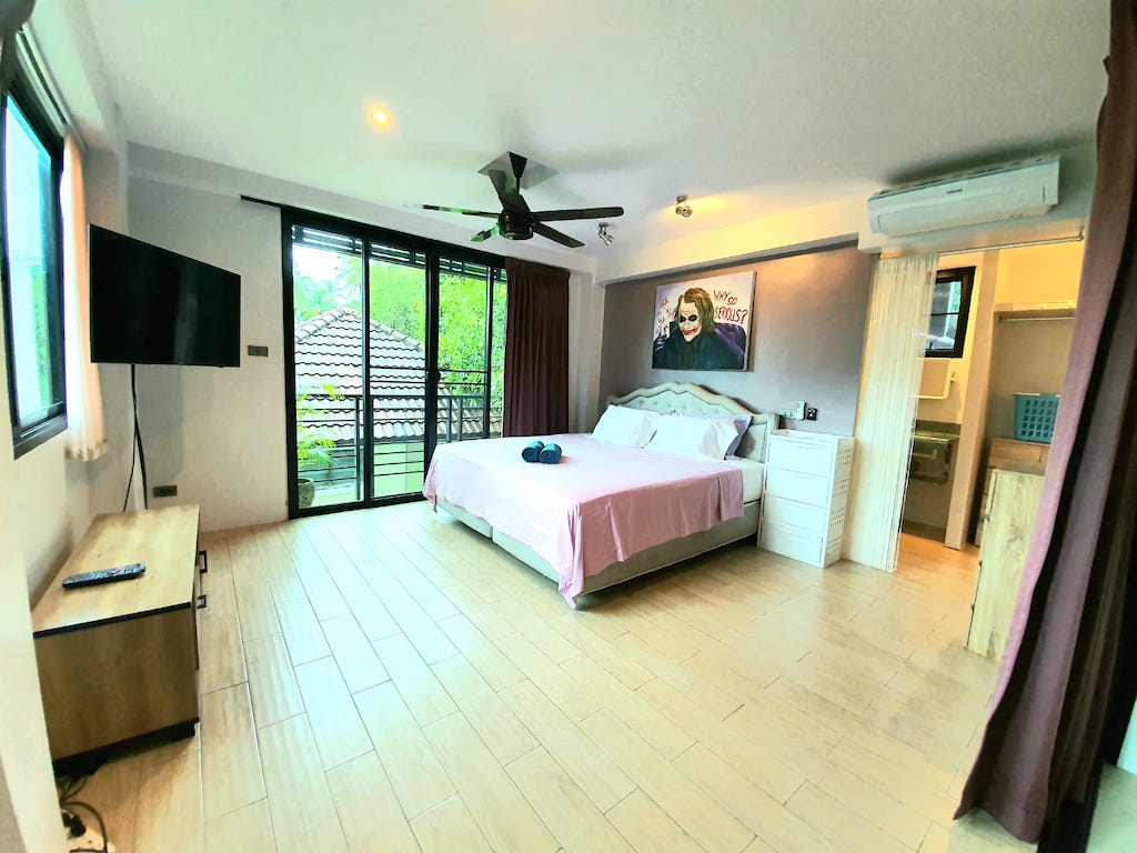 Bedroom 6