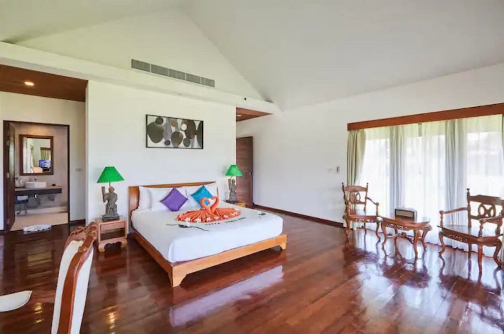 Resort For Sale In Koh Samui Bedroom