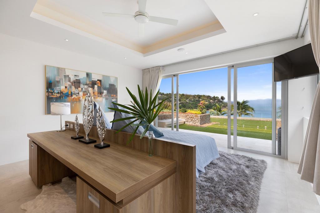 Samrong Bay Oceanfront Villa