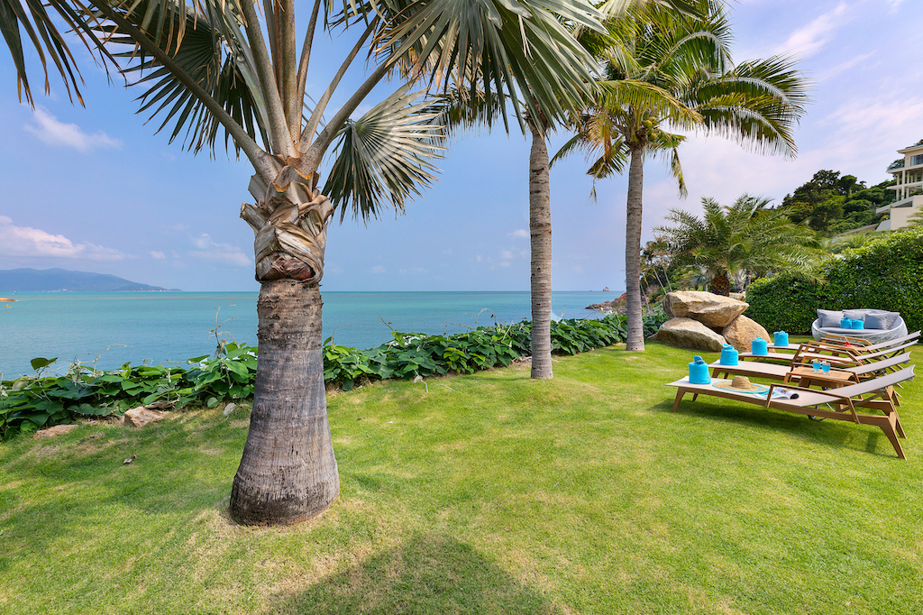 Samrong Bay Oceanfront Villa