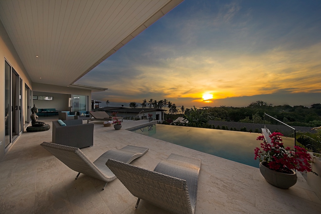 Samui Baysdie 4-bedroom villa sunset