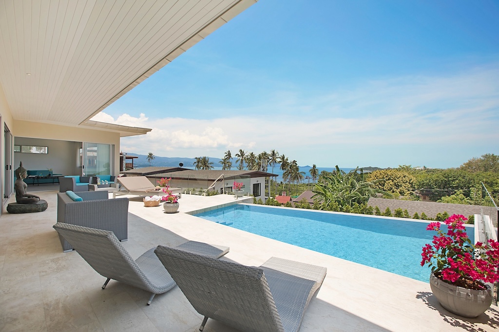 Samui Bayside 4-bedroom villa pool
