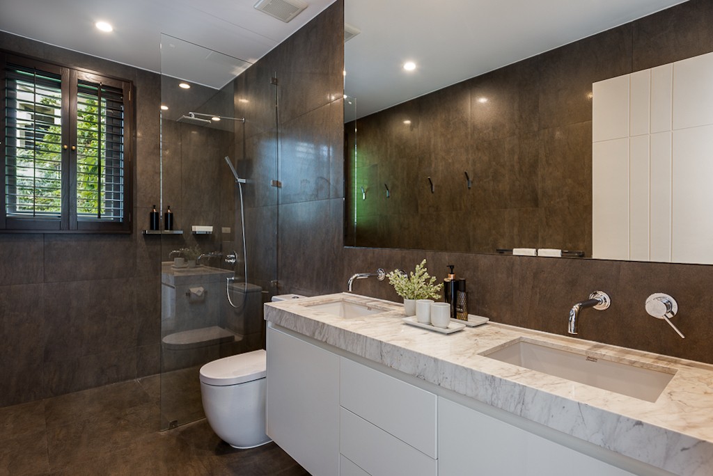 Samui Bayside Bathroom