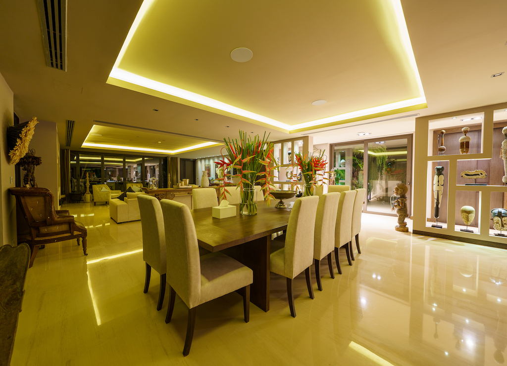 Samui Beach Villa Dining Area