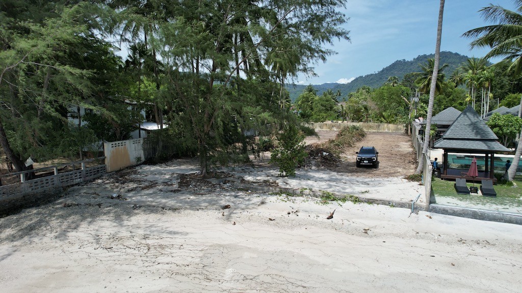 Samui Beachfront Land For Sale – Land in Koh Samui (photo 2)