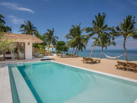 Samui Beachfront Villa Swimming Pool