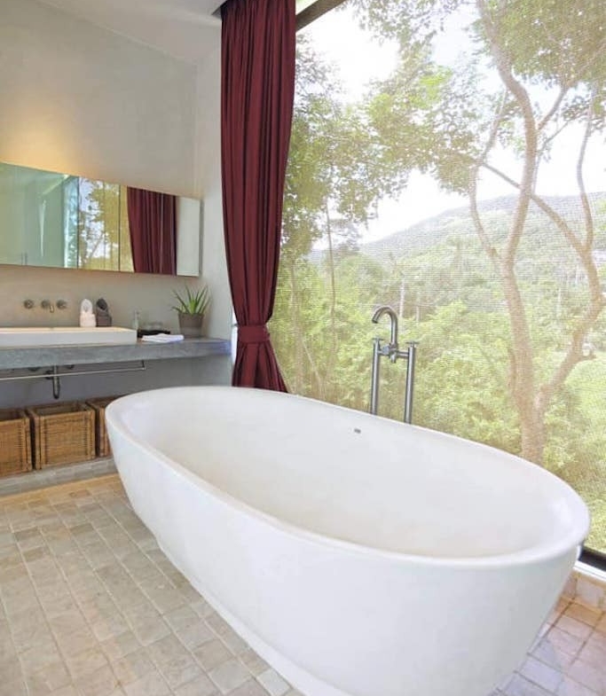 Samui Property Bang Po Bath