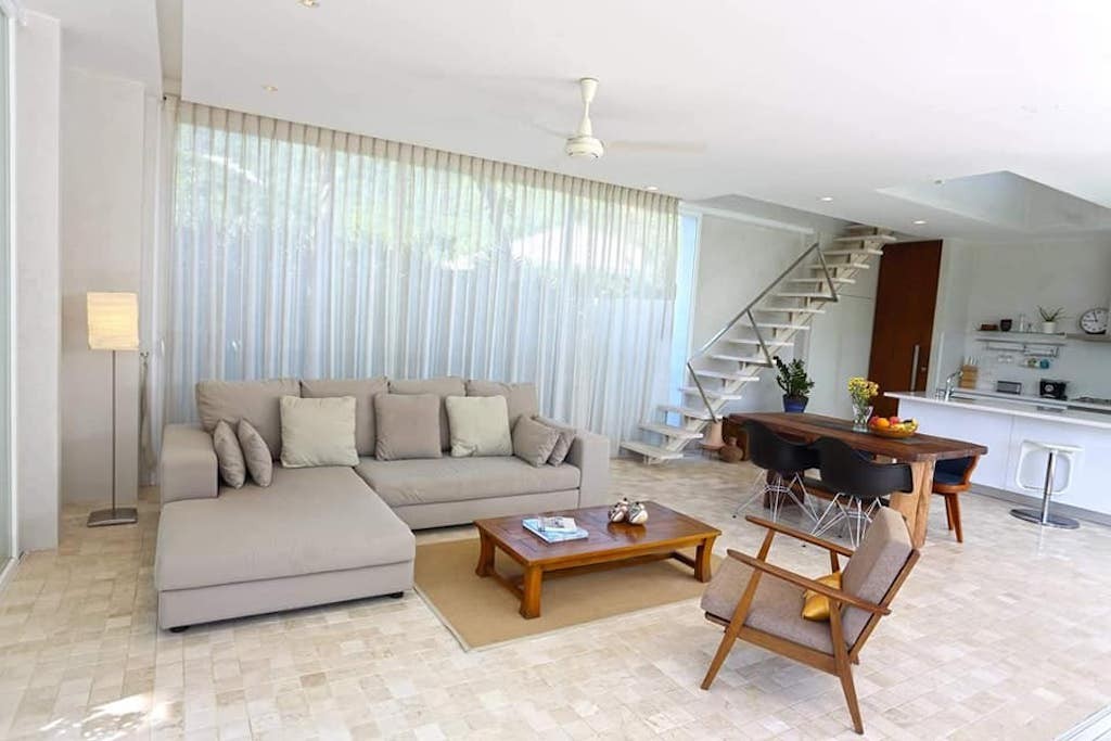 Samui Property Bang Po Lounge