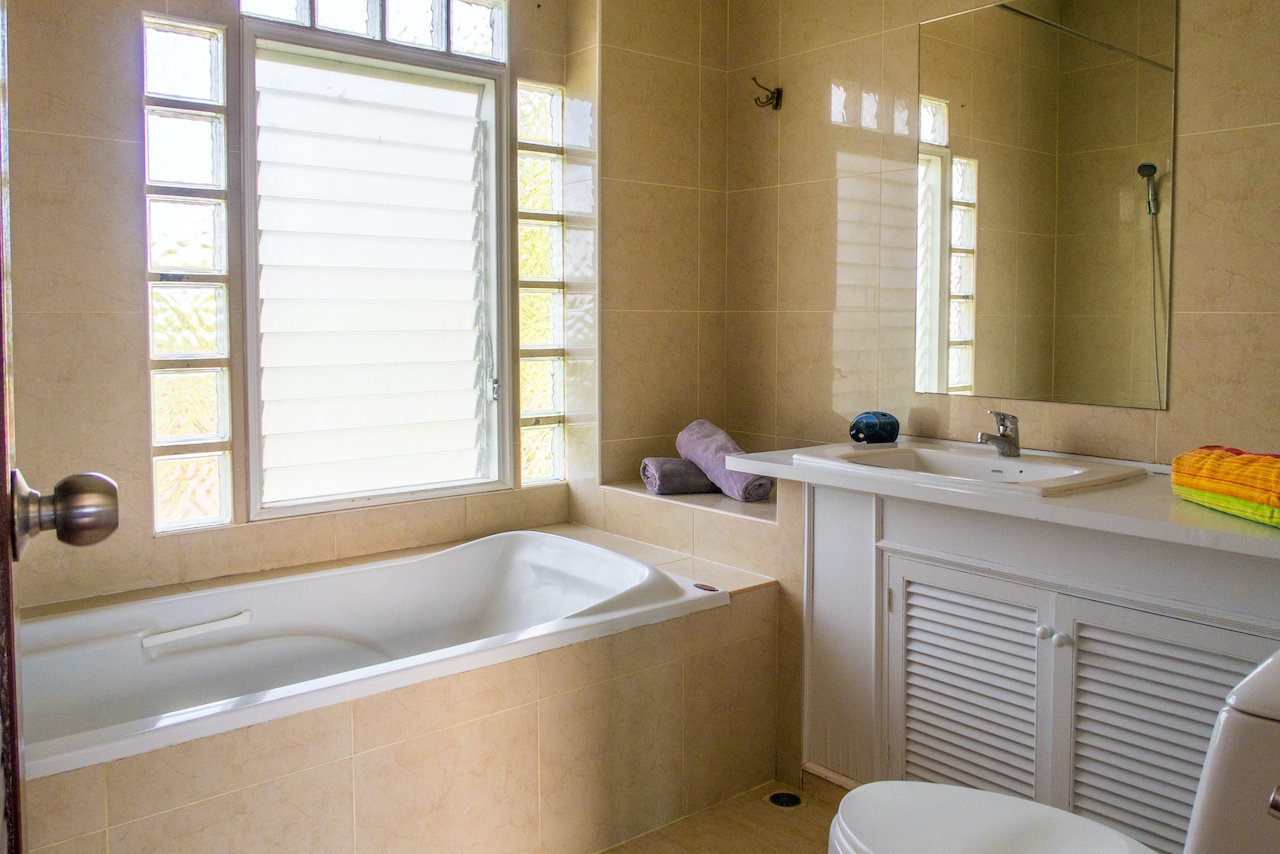 Samui Villa For Sale Bathroom