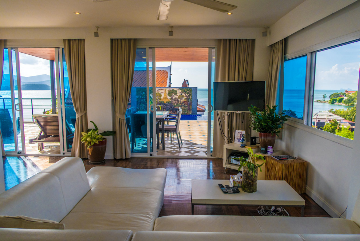 Lounge Living