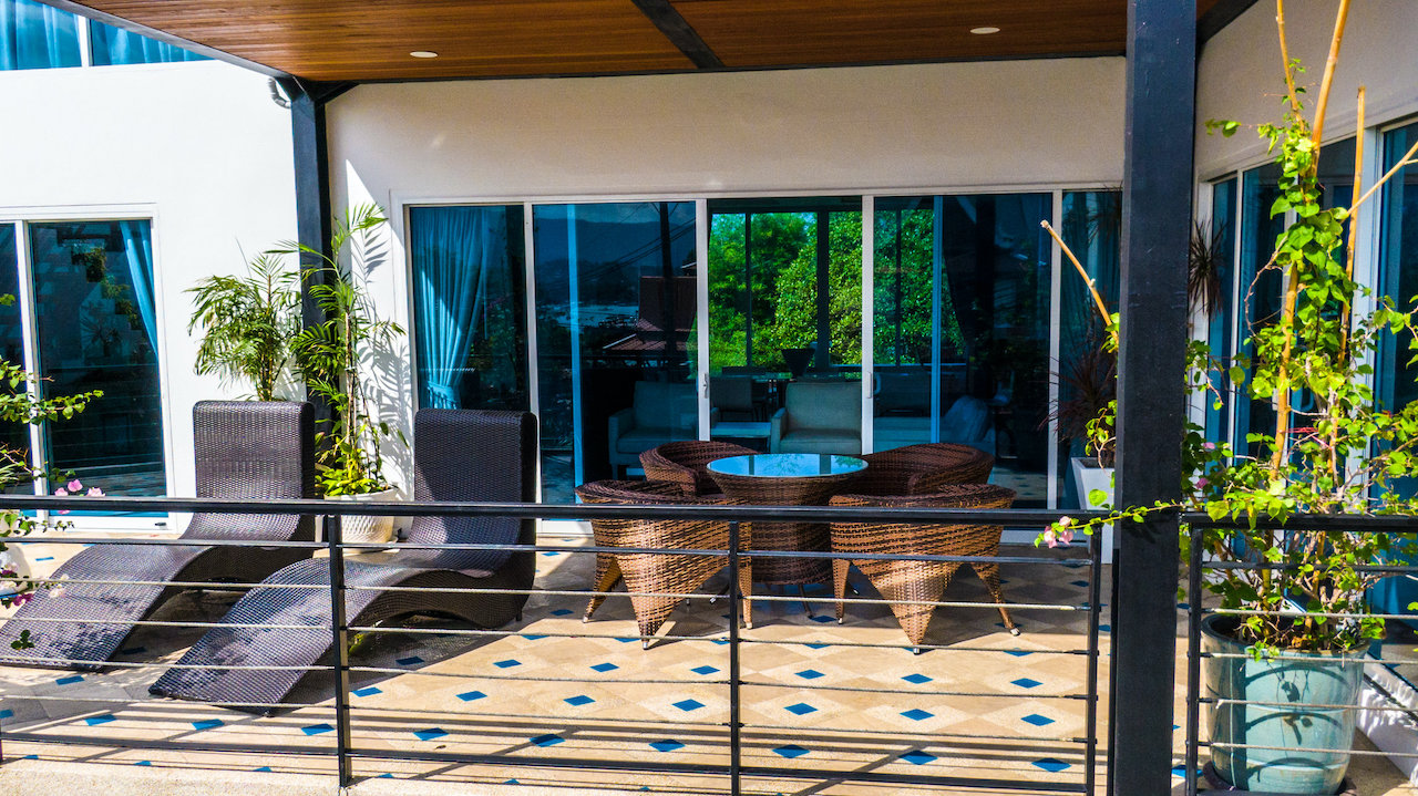 Mid Terrace