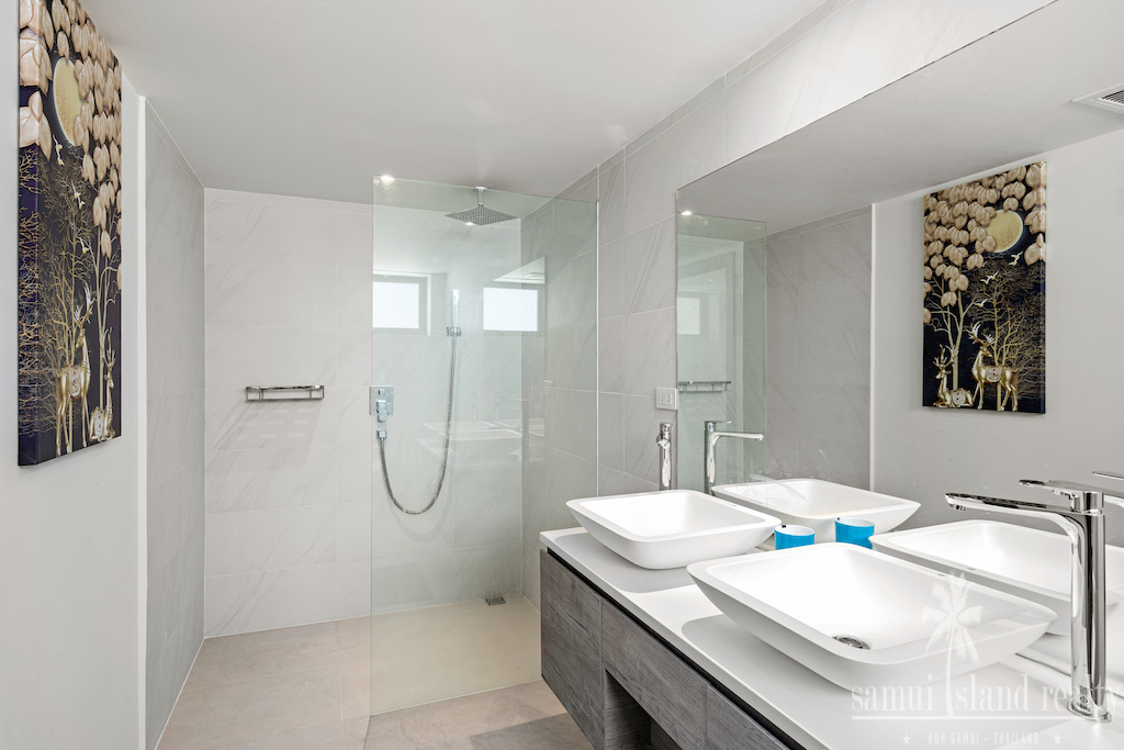 Samui Villas Plai Laem Shower