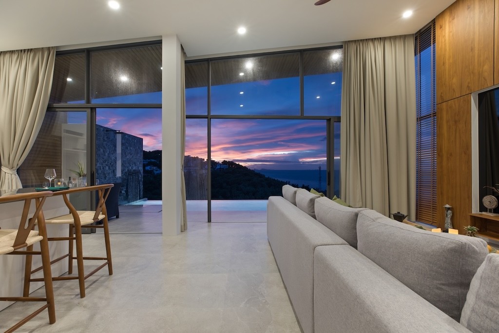 Santi Peak Villas Samui Night