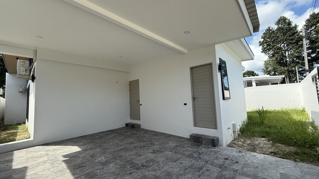 Sawasdee Pool Villas Koh Samui Parking