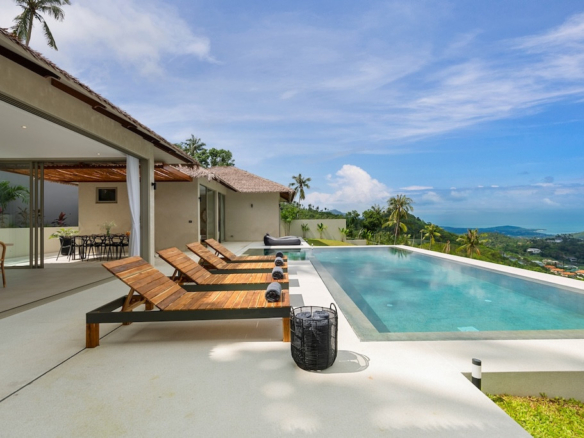 Sea View Balinese Koh Samui Poolside Terrace
