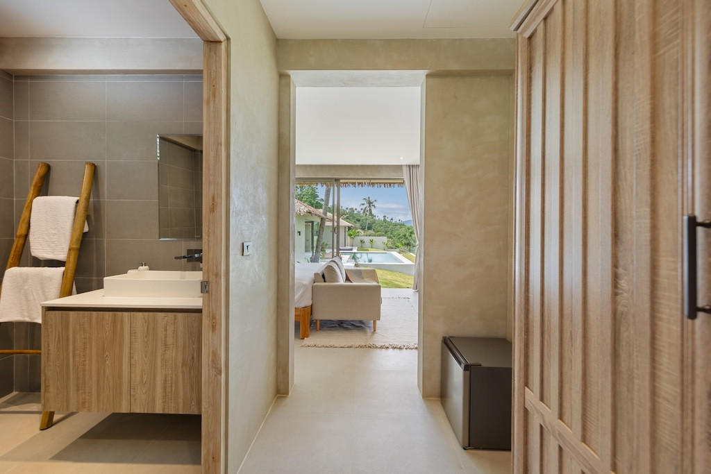 Sea View Balinese Koh Samui Villa Bedroom Entrance